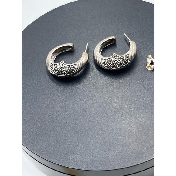 Signed 925 TH SU Vintage Marcasite Bali Inspired Sterling Silver Hoop Earrings - Picture 10 of 11